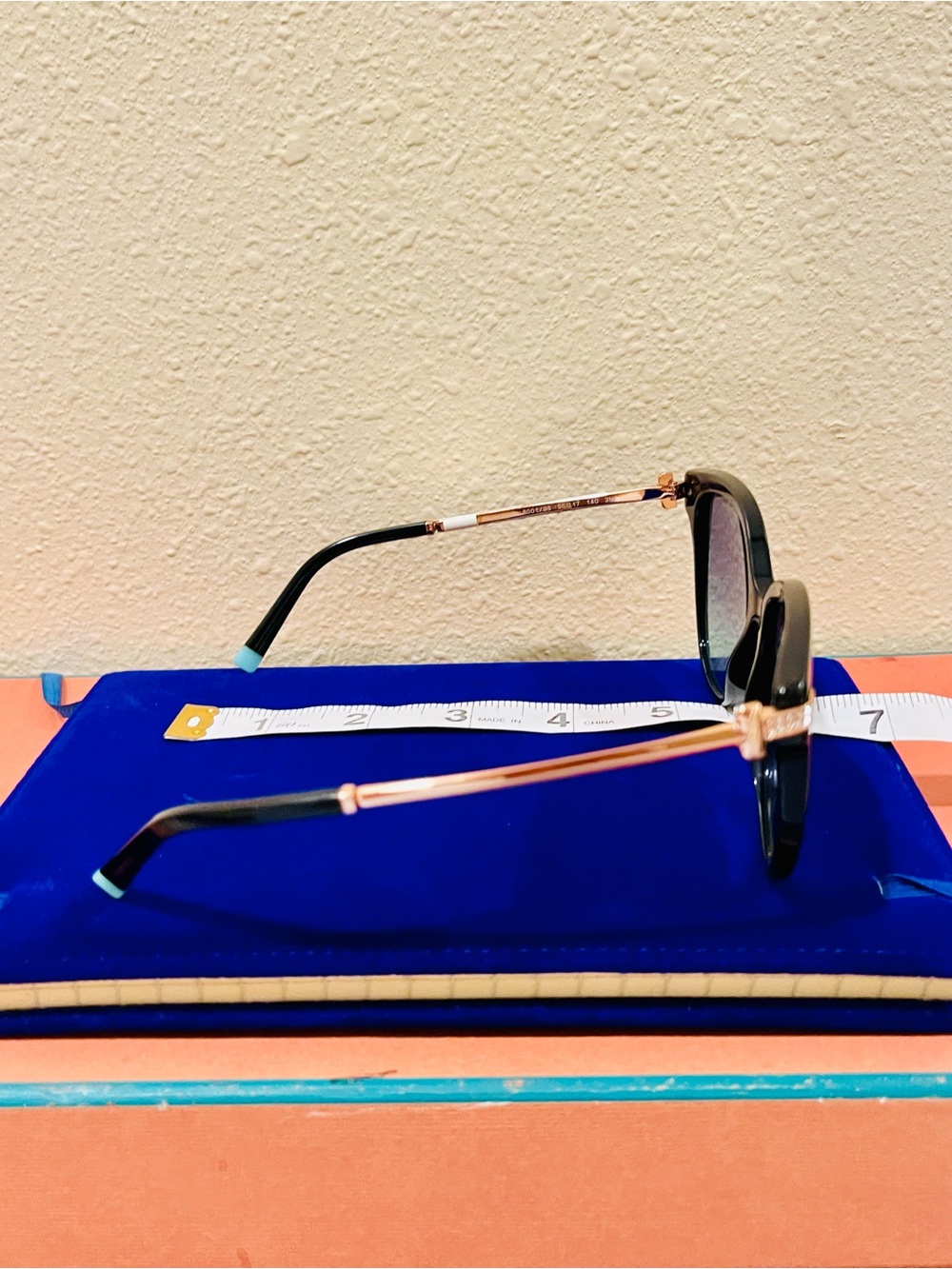 Tiffany & Co. Black Cat-Eye Sunglasses no scratches in great condition - Picture 11 of 12